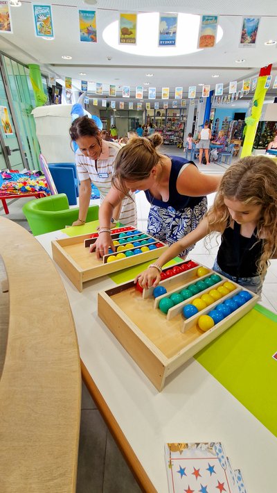 Aktionsspiel Aktionsspiel mit Bällen
