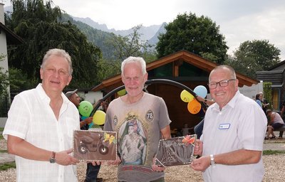 Biker-Charity-Run Klinikleitung und Harald Forster Biker-Charity-Run Klinikleitung und Harald Forster